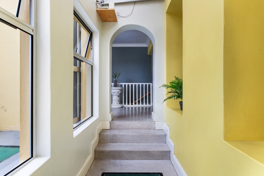 To Let 9 Bedroom Property for Rent in Bo Kaap Western Cape